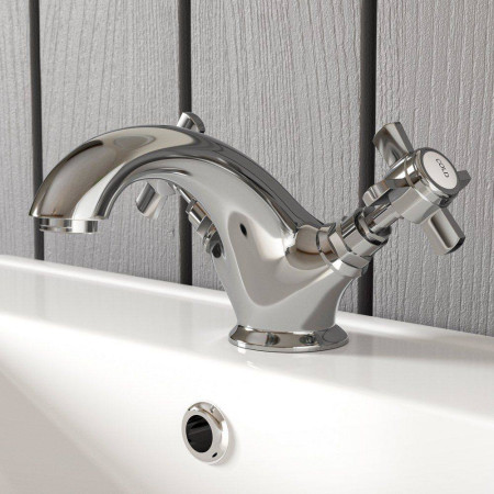 AJAX105730 Ajax Lud Chrome Traditional Basin Mixer with Waste (2)